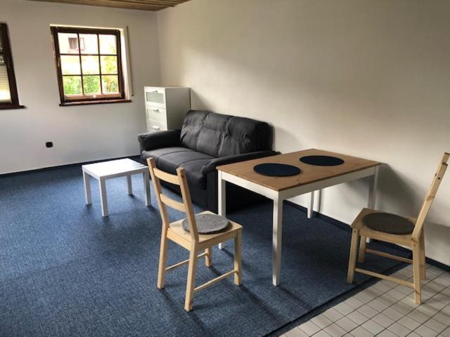 1-Zimmer Apartment, 45 Qm, Im Weinort Neustadt-Duttweiler นอยชตัดท์ อัน แดร์ ไวน์ชตราเซอ ภายนอก รูปภาพ